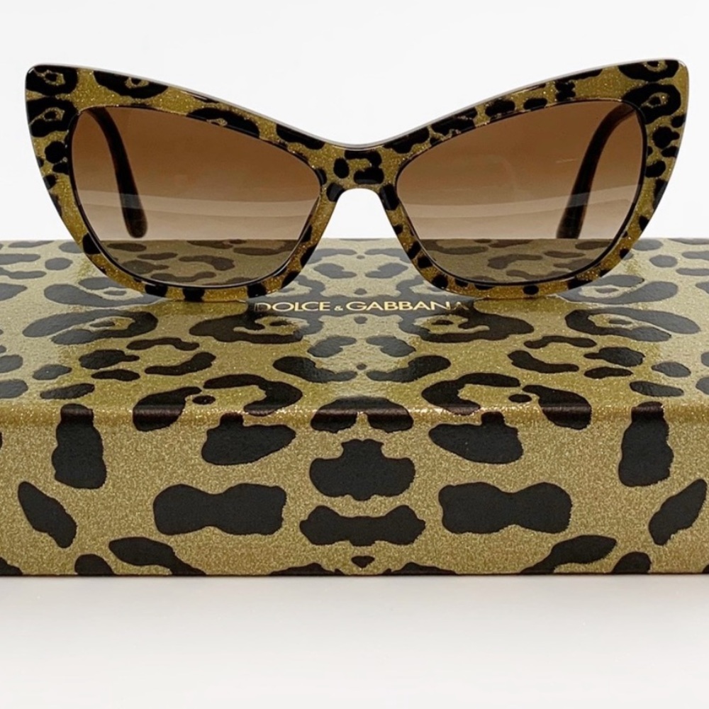 NWT DOLCE & GABBANA Leopard Print Sunglasses NEW with all the good stuff…